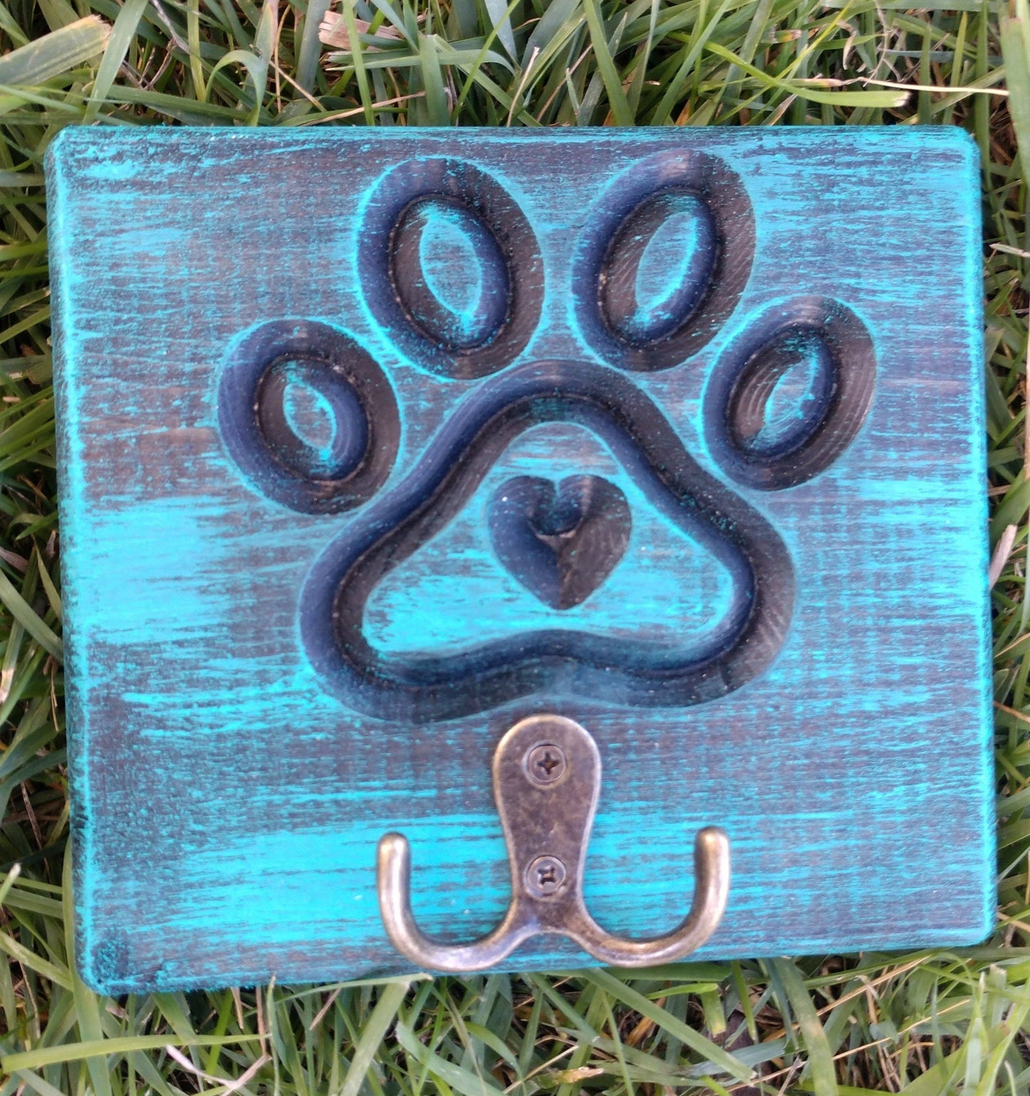 Leash Hooks! Double-paw prints and "Time to Walk the Humans"!