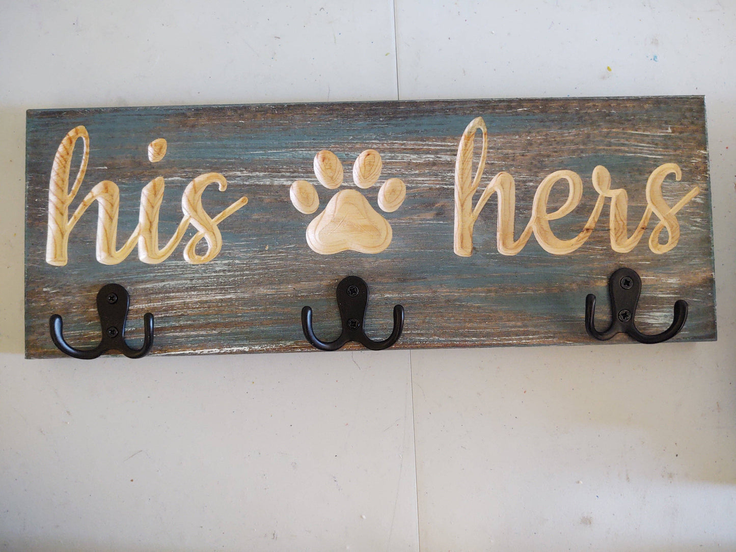 His "Paw" Hers w/hooks for leashes, keys, etc.!